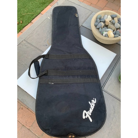 Fender Other - Fender Soft Shell Guitar Gig Bag
